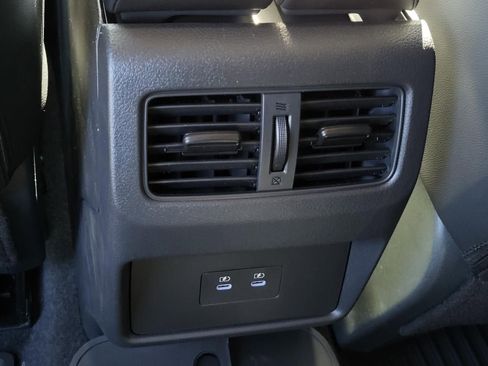 New 2026 Nissan Rogue SV AWD/4WD image 18