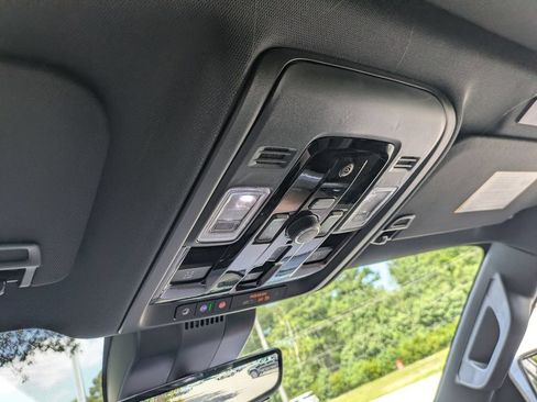 New 2026 Chevrolet Tahoe High Country AWD/4WD image 26