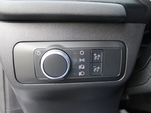 Used 2022 Ford Escape SE image 22