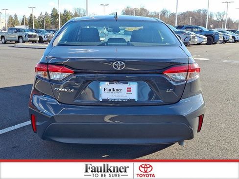 Certified 2024 Toyota Corolla LE image 5