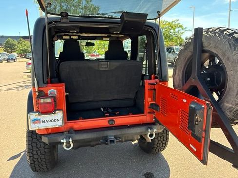 Used 2006 Jeep Wrangler Rubicon w/ Security Group AWD/4WD image 7