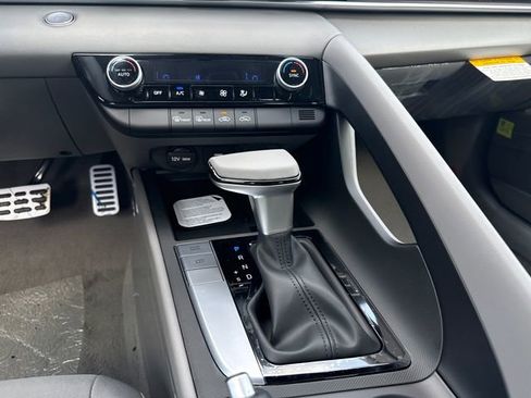 New 2026 Hyundai Elantra Sport FWD image 19