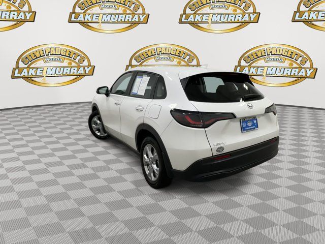 Used 2025 Honda HR-V LX image 2