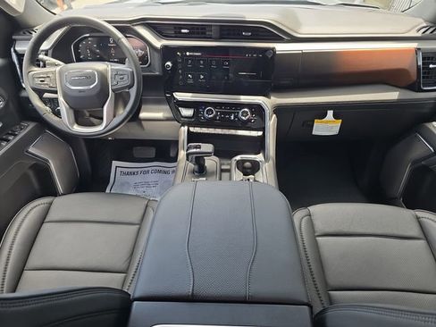 New 2026 GMC Sierra 1500 Denali w/ Denali Reserve Package AWD/4WD image 11