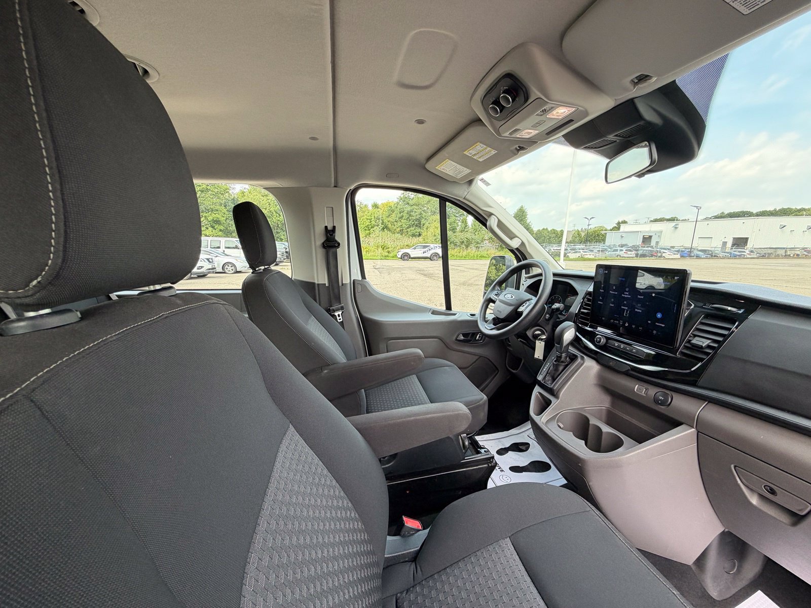 Used 2023 Ford Transit 350 XLT RWD image 37