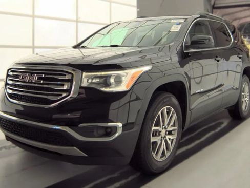 Used 2019 GMC Acadia SLE w/ LPO, Floor Liner Package FWD image 1