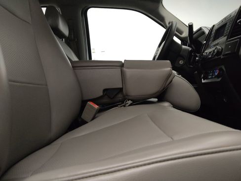 Used 2019 Ford F150 XL w/ Equipment Group 101A Mid AWD/4WD image 21