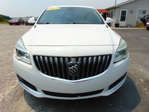 Used 2015 Buick Regal FWD image 3