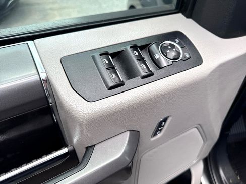 Used 2018 Ford F150 XLT w/ Equipment Group 302A Luxury image 14