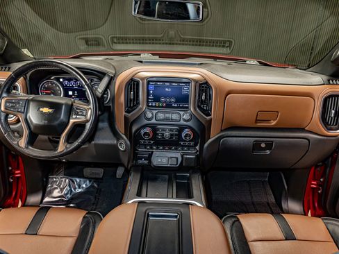 Used 2022 Chevrolet Silverado 1500 High Country image 13