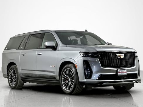 Used 2024 Cadillac Escalade ESV V w/ LPO, Floor Liner Package image 7