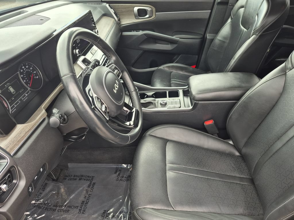 Used 2023 Kia Sorento S AWD/4WD image 11