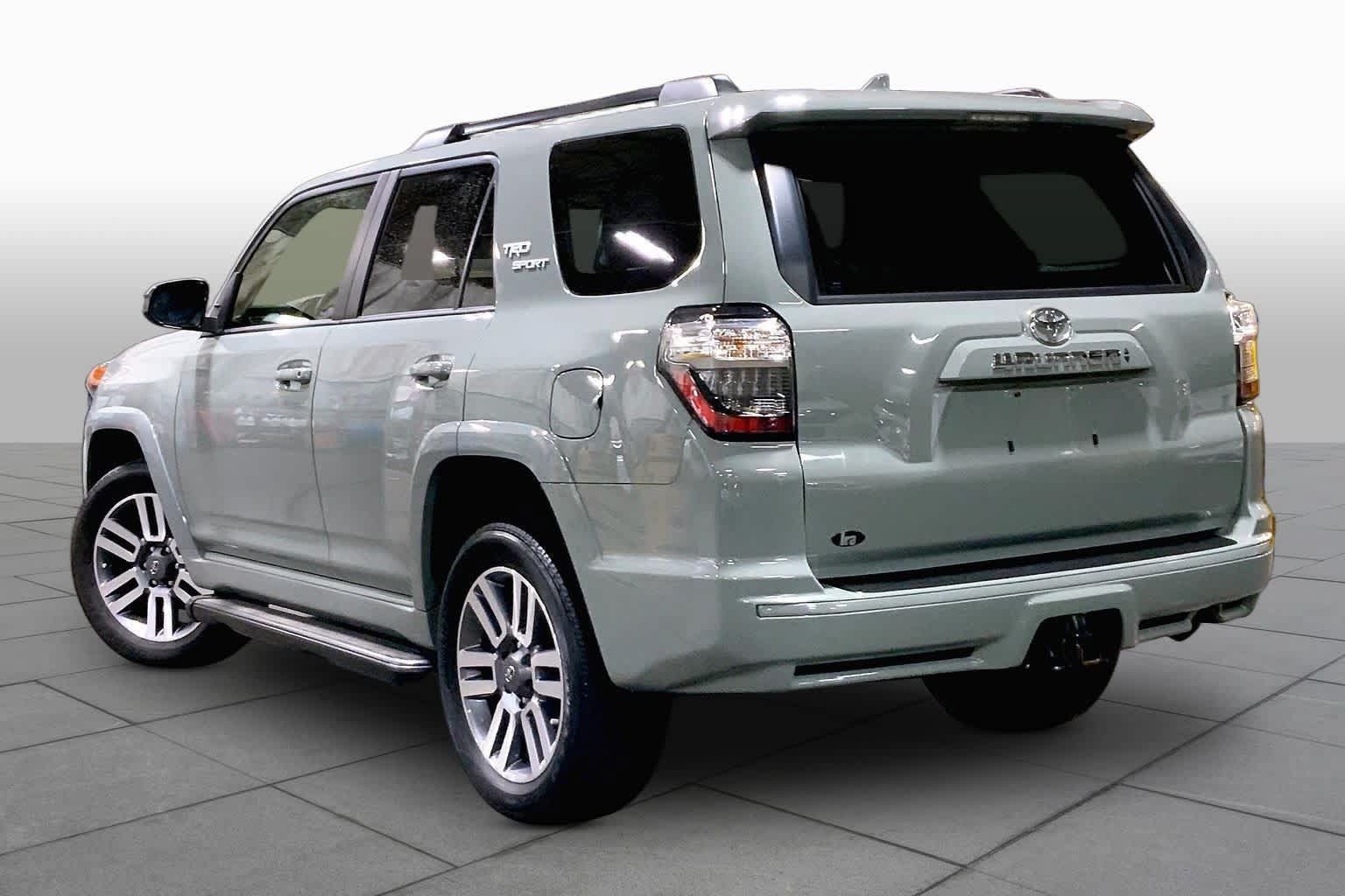 Used 2023 Toyota 4Runner TRD Sport AWD/4WD image 11
