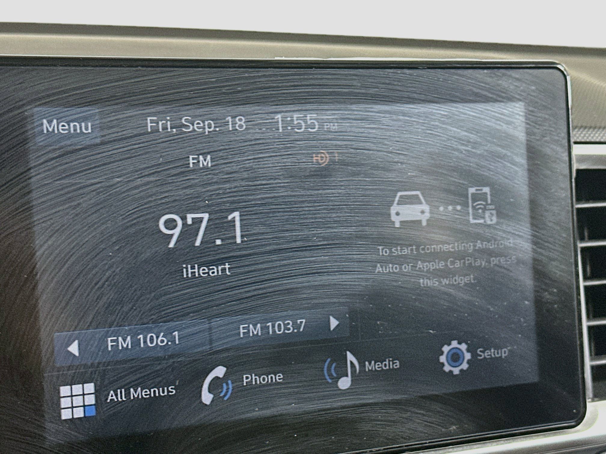 Used 2025 Hyundai Venue SEL FWD image 21