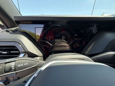 New 2026 GMC Yukon XL Elevation AWD/4WD image 13