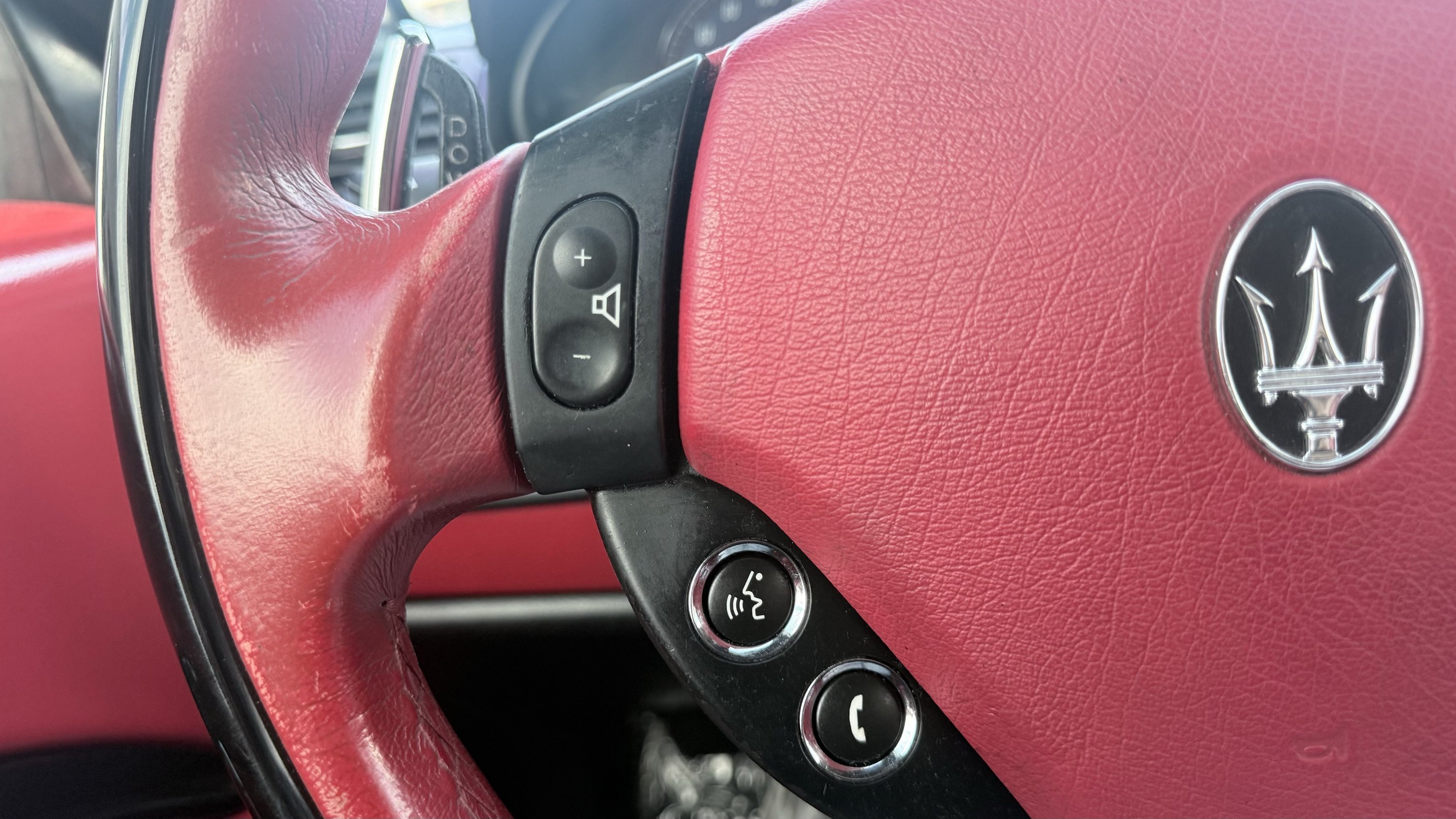 Used 2016 Maserati GranTurismo Convertible RWD image 48