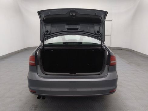 Used 2016 Volkswagen Jetta Sport image 29