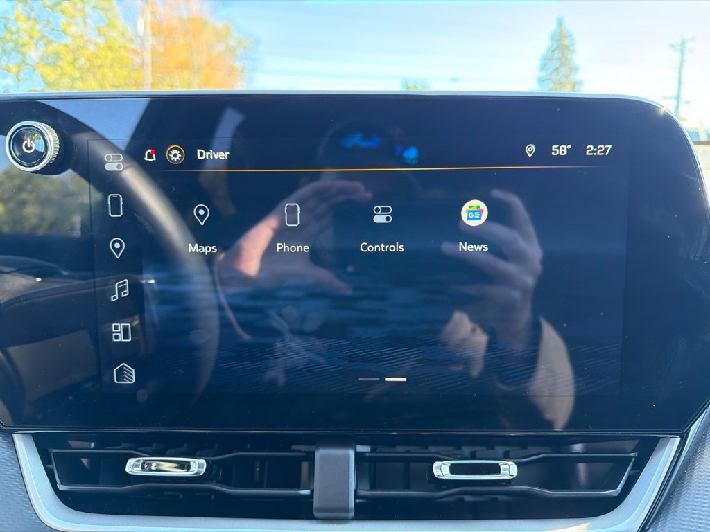 Used 2026 Chevrolet Equinox LT AWD/4WD image 18