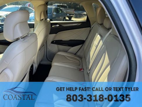 Used 2019 Lincoln MKC Premiere image 13