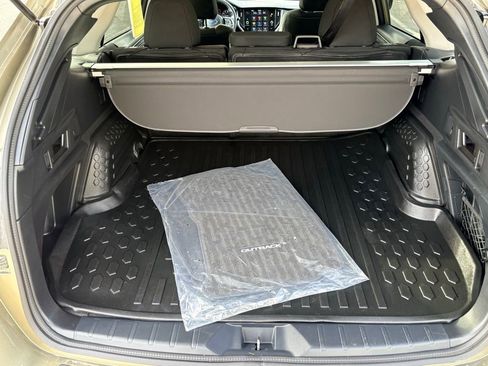 Used 2024 Subaru Outback Premium image 8