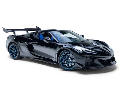 Used 2026 Chevrolet Corvette ZR1 w/ ZR1 Carbon Fiber Aero Package RWD image 33