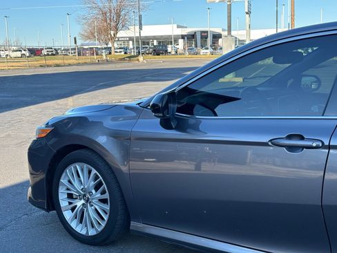 Used 2018 Toyota Camry XLE w/ Driver Assist Package image 6