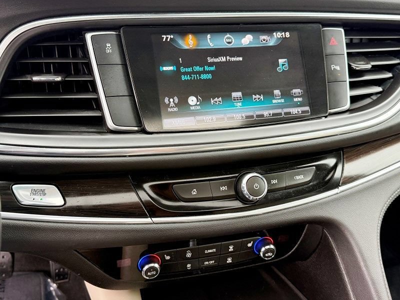 Used 2019 Buick Enclave Essence FWD image 23