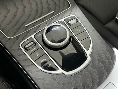 Used 2021 Mercedes-Benz C 300 Sedan image 24
