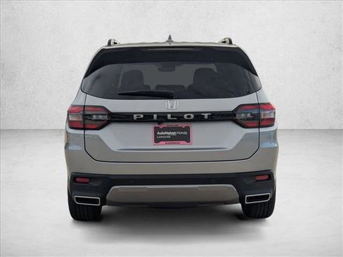 New 2026 Honda Pilot EX-L image 8