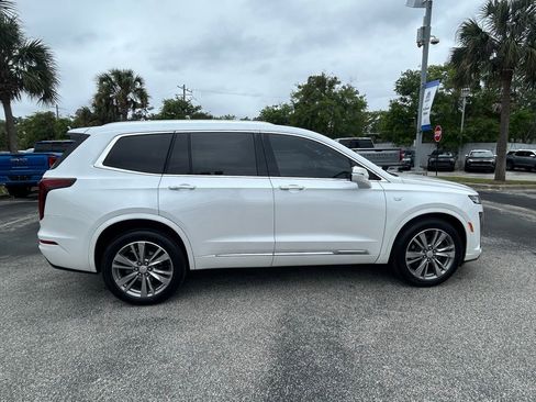 Used 2021 Cadillac XT6 Premium Luxury AWD/4WD image 8