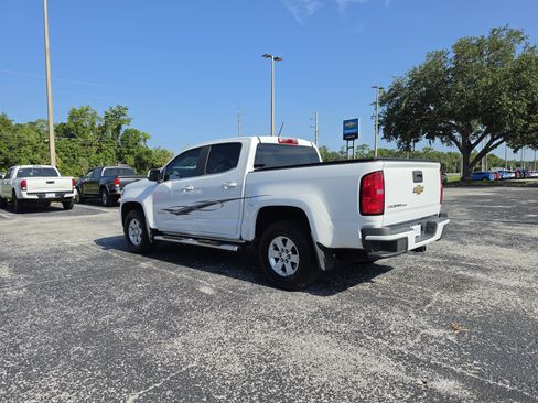 Used 2020 Chevrolet Colorado W/T w/ WT Convenience Package RWD image 8