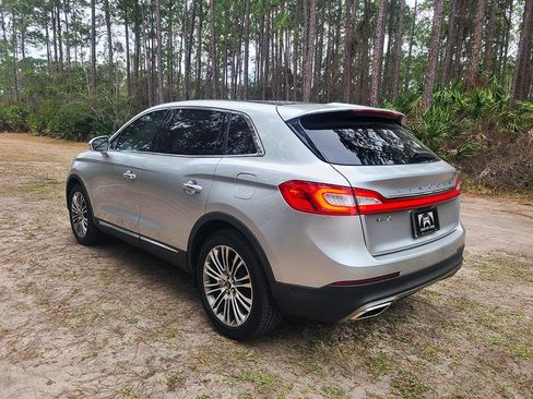 Used 2017 Lincoln MKX Reserve image 6