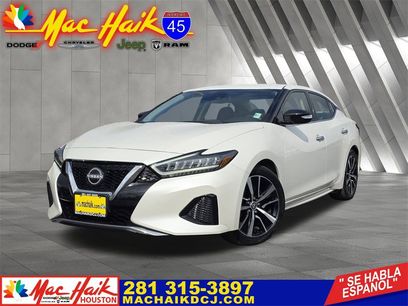 Used 2023 Nissan Maxima SV w/ Floor Mat Group