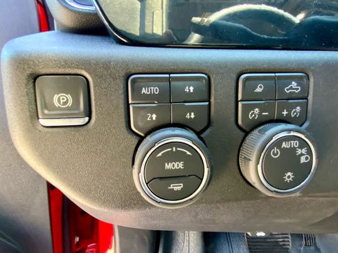 Certified 2025 Chevrolet Silverado 1500 LT w/ All Star Edition Plus image 47