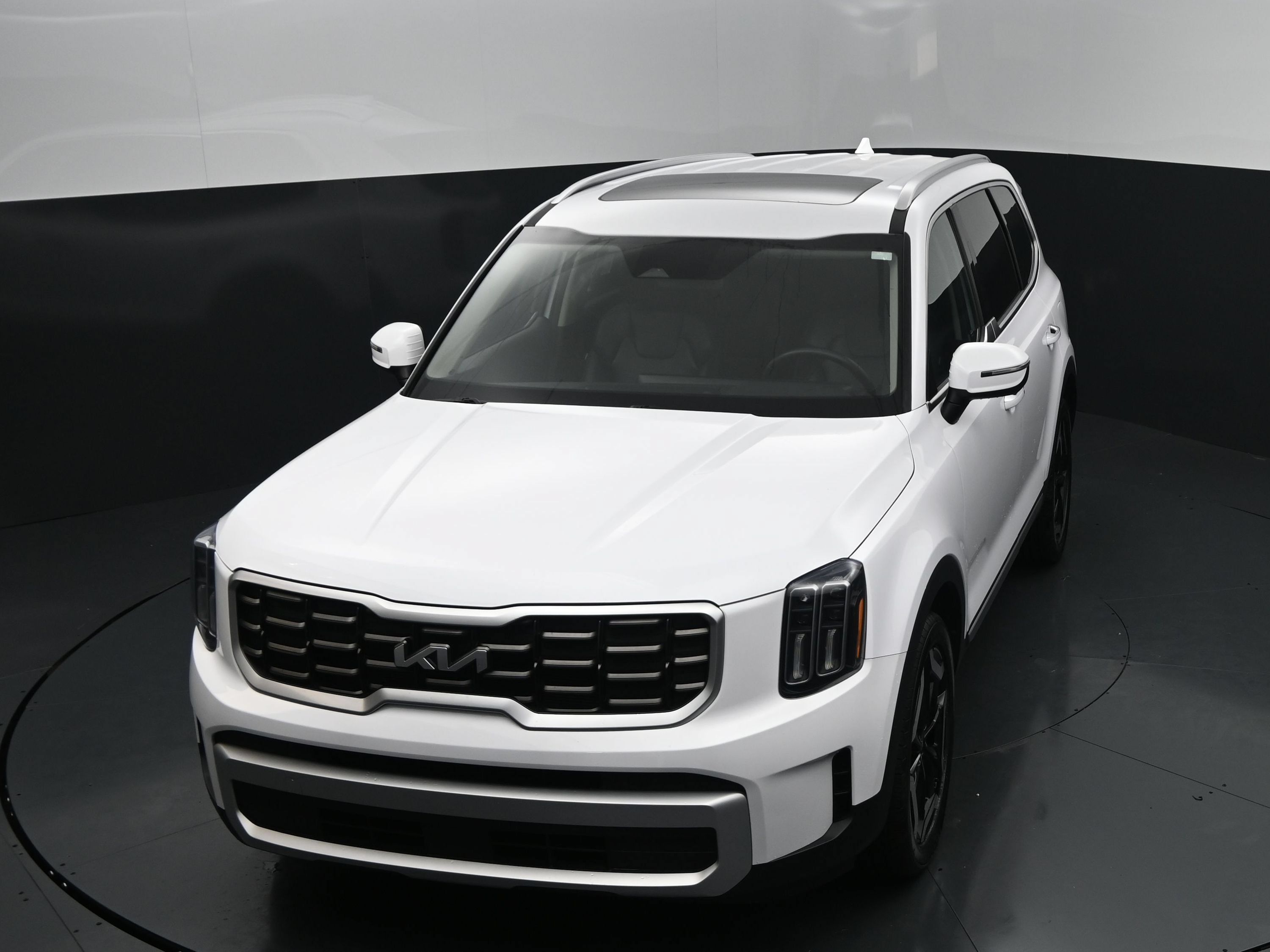 Used 2025 Kia Telluride S FWD image 27