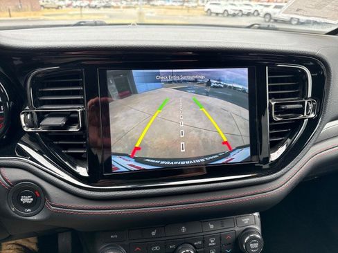 Used 2025 Dodge Durango GT image 19