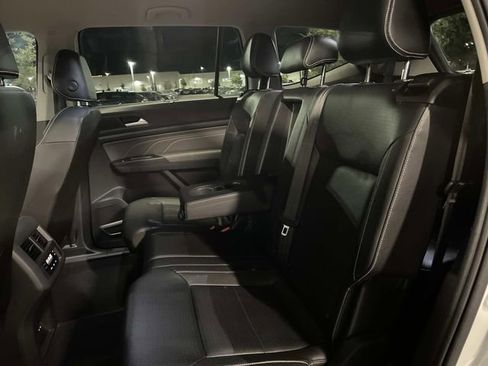 Used 2021 Volkswagen Atlas SE w/ Towing Package image 22