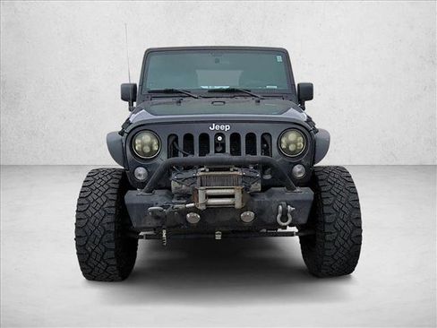 Used 2018 Jeep Wrangler Unlimited Sport w/ Connectivity Group image 2