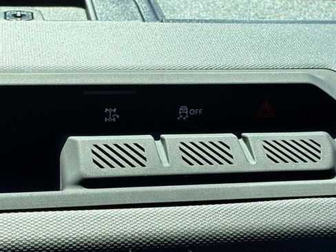 Certified 2024 Ford Bronco Big Bend image 31