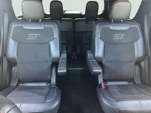 Certified 2025 Ford Explorer ST AWD/4WD image 27