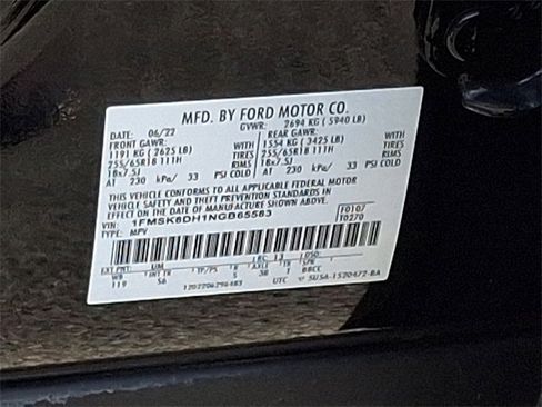 Used 2022 Ford Explorer XLT w/ Equipment Group 202A image 27