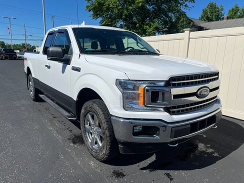 Used 2018 Ford F150 XLT w/ Equipment Group 302A Luxury AWD/4WD image 2