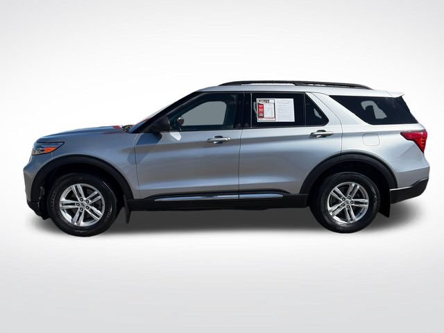 Used 2021 Ford Explorer XLT w/ Class III Trailer Tow Package AWD/4WD image 3