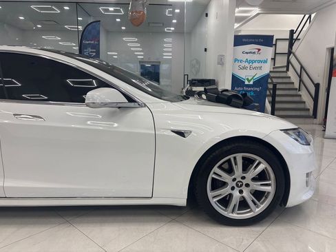 Used 2020 Tesla Model S Long Range Plus AWD/4WD image 9