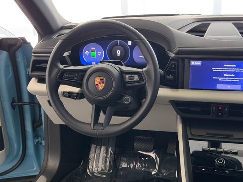 Certified 2026 Porsche Macan 4 Electric AWD/4WD image 20