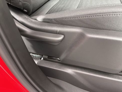 New 2026 Chevrolet Silverado 1500 LT image 7