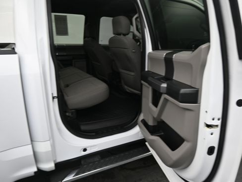 Used 2018 Ford F150 XLT w/ Equipment Group 302A Luxury image 10