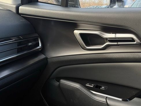 Certified 2023 Kia Sportage EX image 36