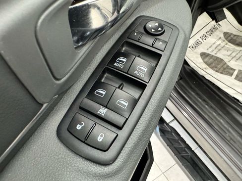 Used 2018 RAM 1500 Outdoorsman AWD/4WD image 10