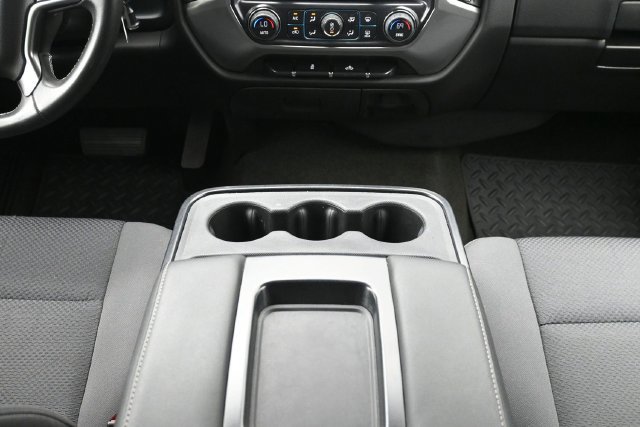 Used 2017 Chevrolet Silverado 1500 LT w/ All Star Edition AWD/4WD image 22